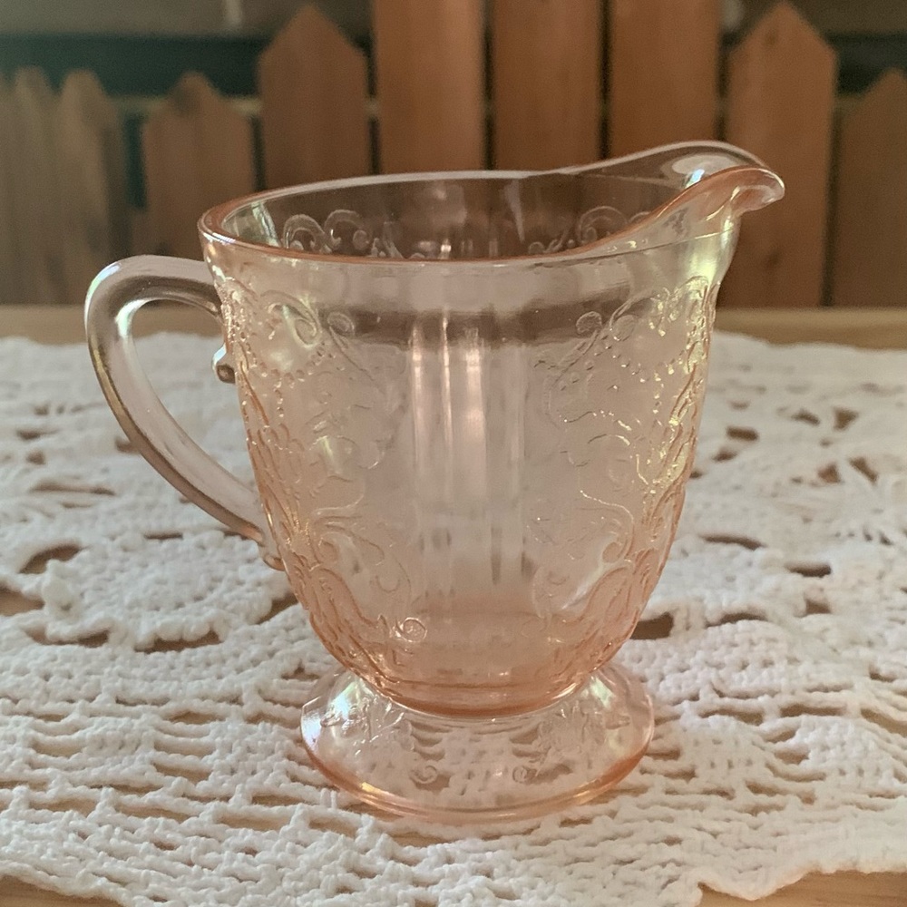 MacBeth-Evans American Sweetheart Pink Footed Creamer